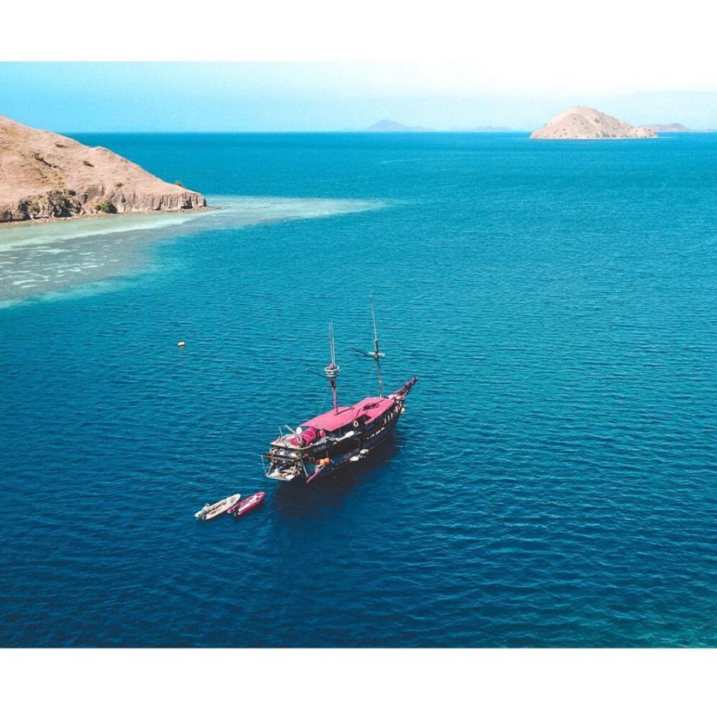 Calculate your Komodo Liveaboard budget carefully before booking!