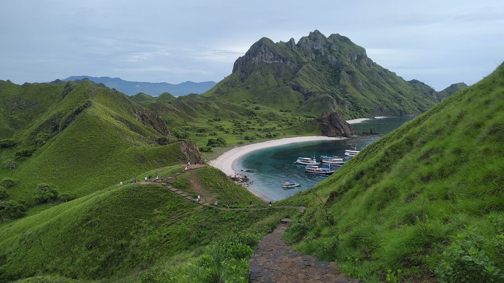 Trip On Board To Komodo, The Ideal Way To Explore 